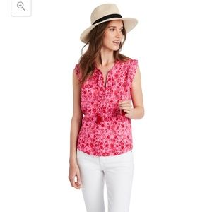 NEW WITH TAGS ‼️Vineyard vines woven  blouse